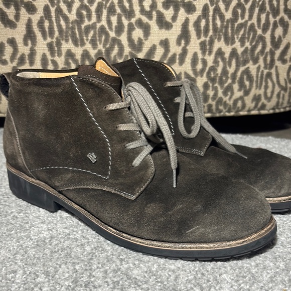 Finn Comfort Dark Brown Suede Chukka Boots made in Germany high quality men’s 8 - Picture 1 of 13
